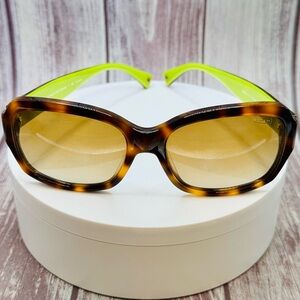 🔥 Coach Emma HC8001 Tortoise & Neon Green Oversize Sunglasses